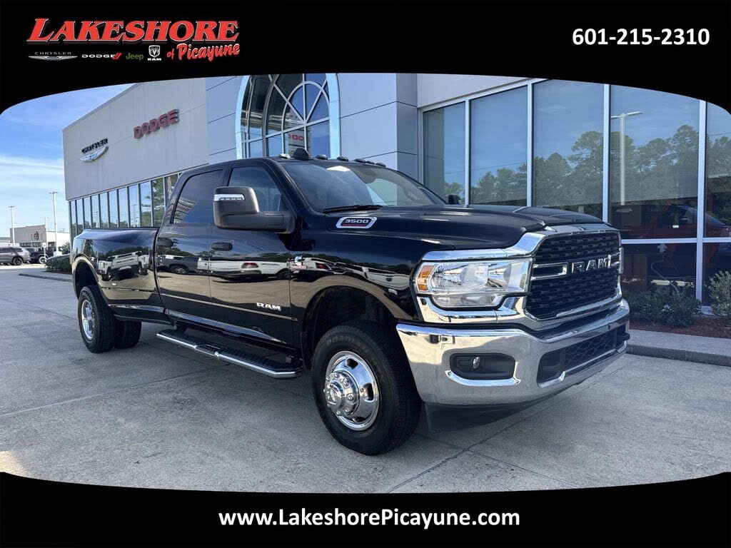 2024 RAM 3500 Big Horn Crew Cab LB DRW 4WD