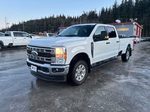 Ford F-350 Super Duty XLT Crew Cab 4WD