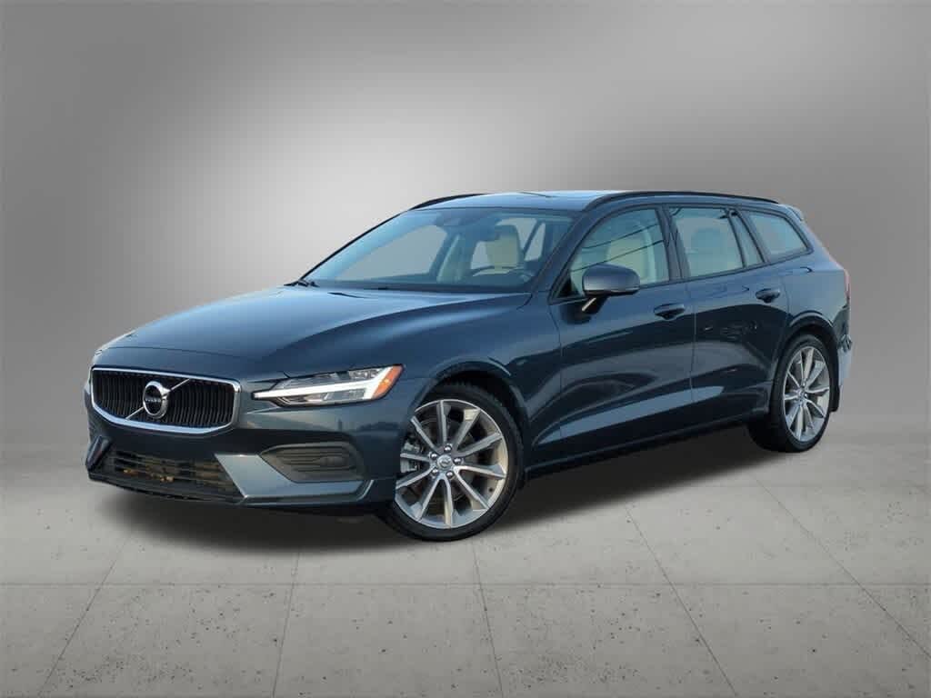 2020 Volvo V60 T5 Momentum FWD