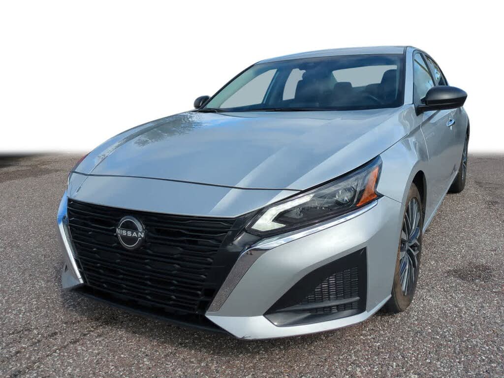 2024 Nissan Altima 2.5 SV FWD