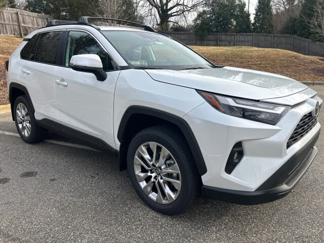 2025 Toyota RAV4 XLE Premium FWD
