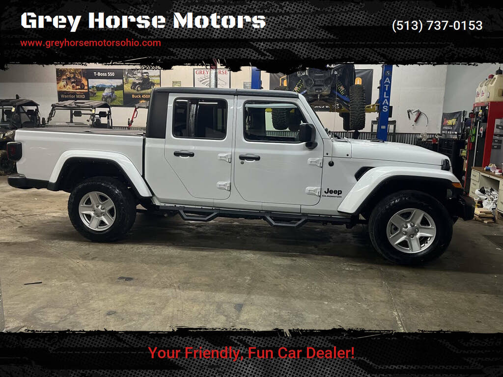 2022 Jeep Gladiator Sport S Crew Cab 4WD