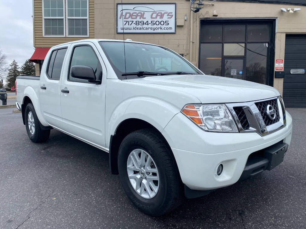 2016 Nissan Frontier SV Crew Cab 4WD