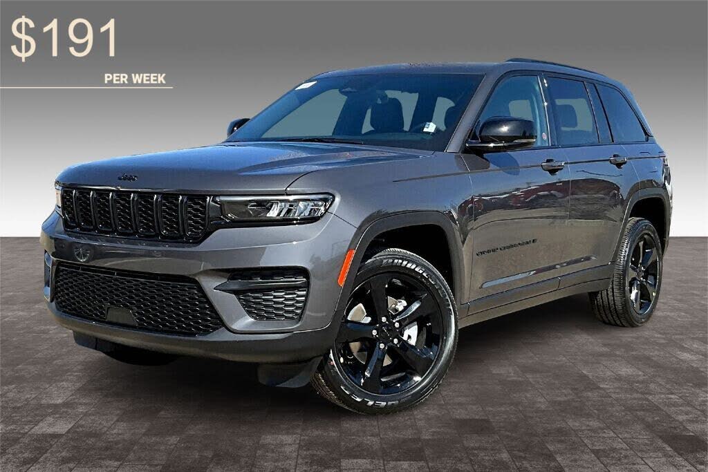 2025 Jeep Grand Cherokee Altitude 4WD