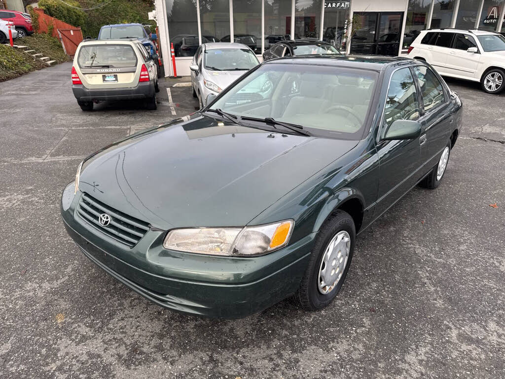 1999 Toyota Camry LE