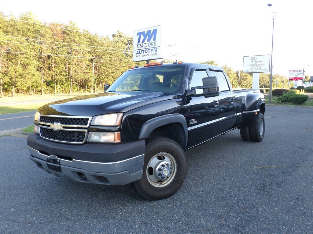 2005 Chevrolet Silverado 3500 LT Crew Cab LB DRW 4WD