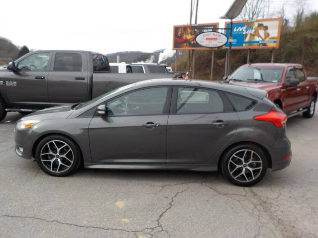 2015 Ford Focus SE Hatchback