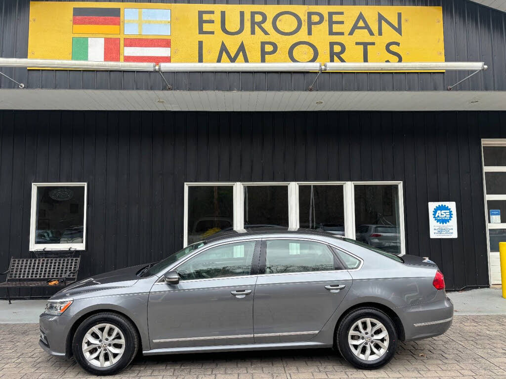 2016 Volkswagen Passat 1.8T S