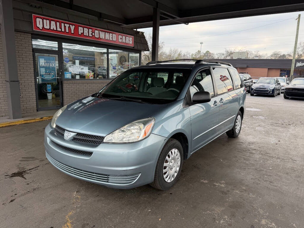 2005 Toyota Sienna LE