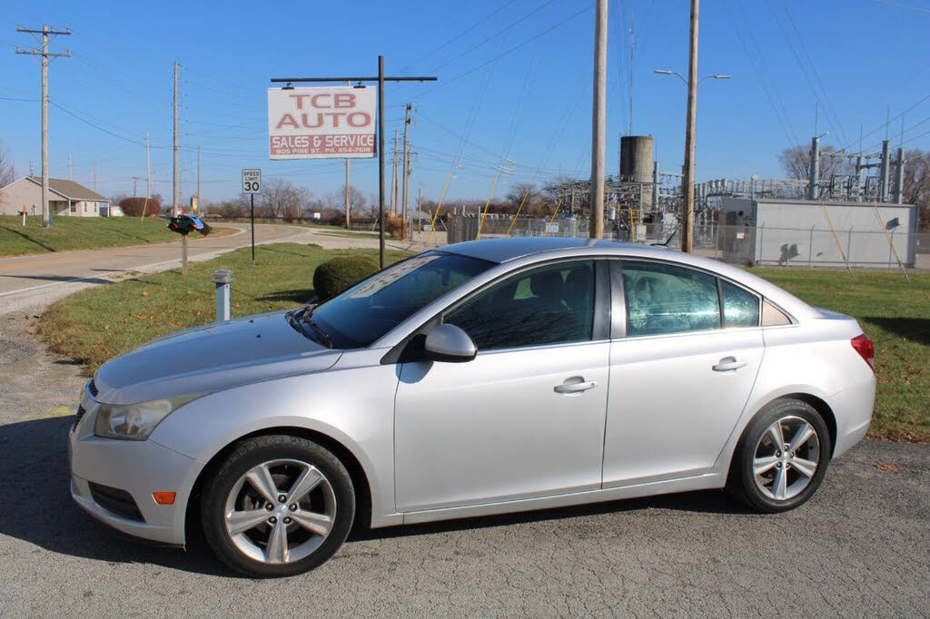 2012 Chevrolet Cruze 2LT Sedan FWD