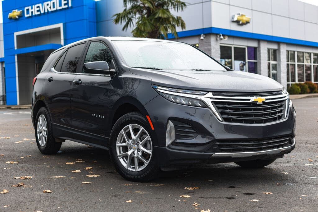 2022 Chevrolet Equinox LT FWD with 1LT