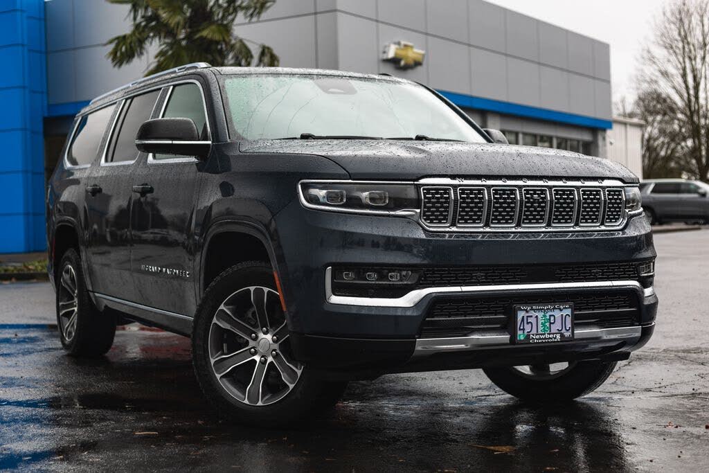 2023 Jeep Grand Wagoneer L 4WD