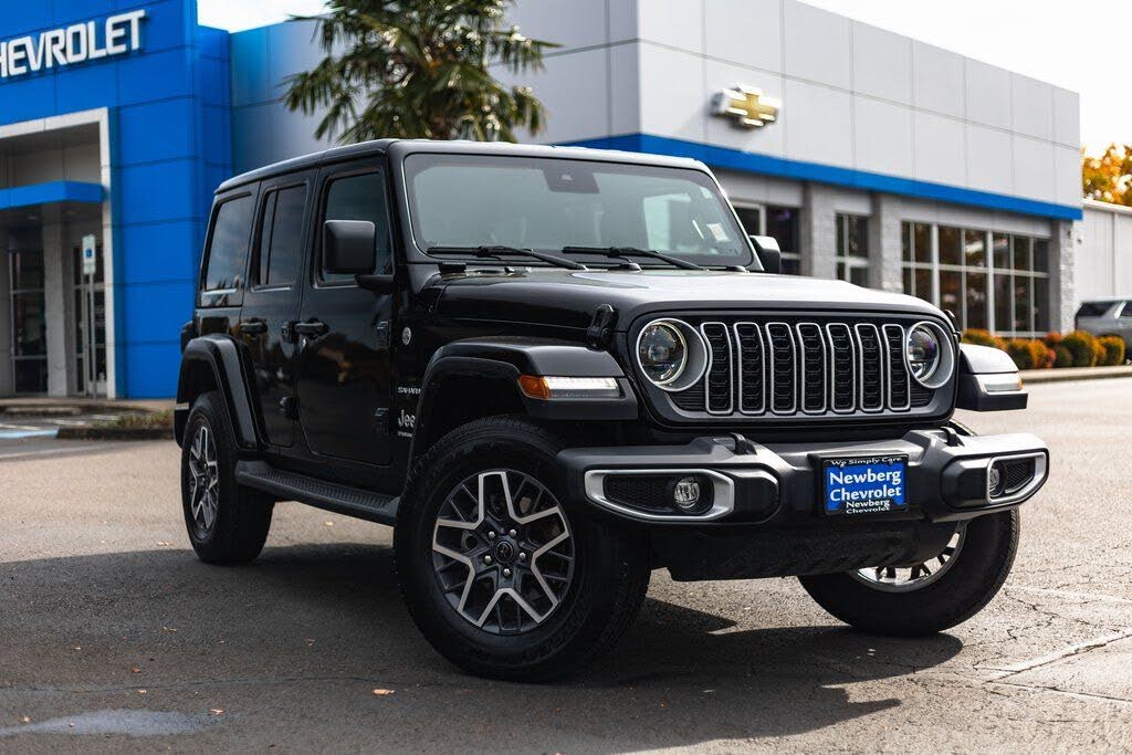 2024 Jeep Wrangler Sahara 4-Door 4WD