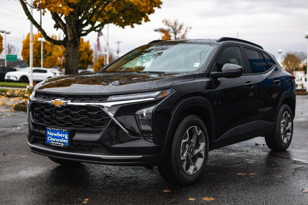 2026 Chevrolet Trax LT FWD