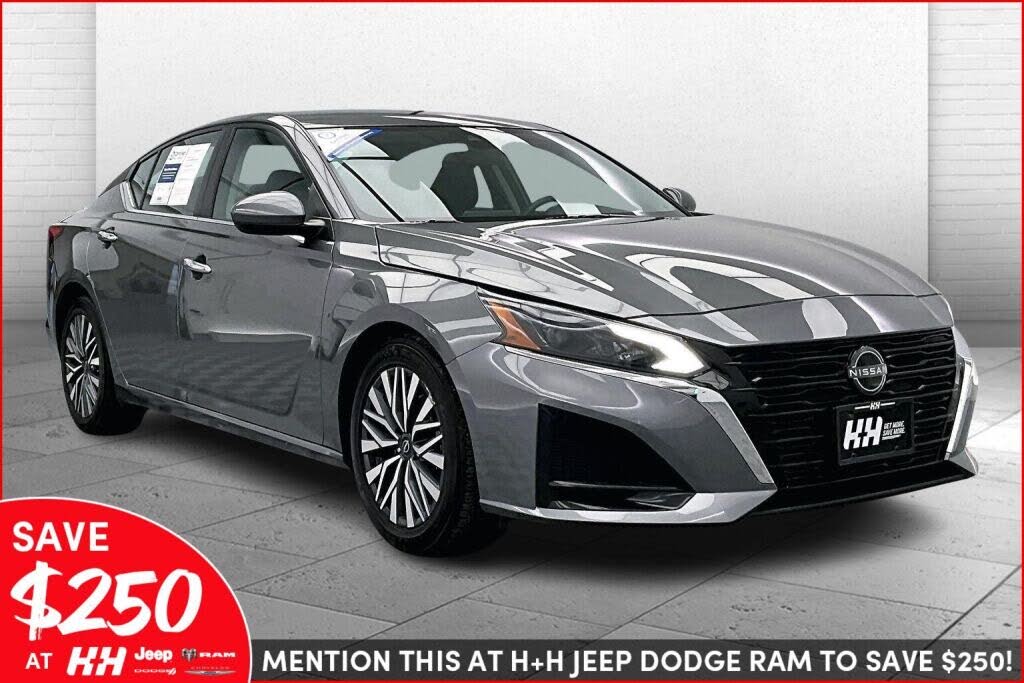 2023 Nissan Altima 2.5 SV FWD