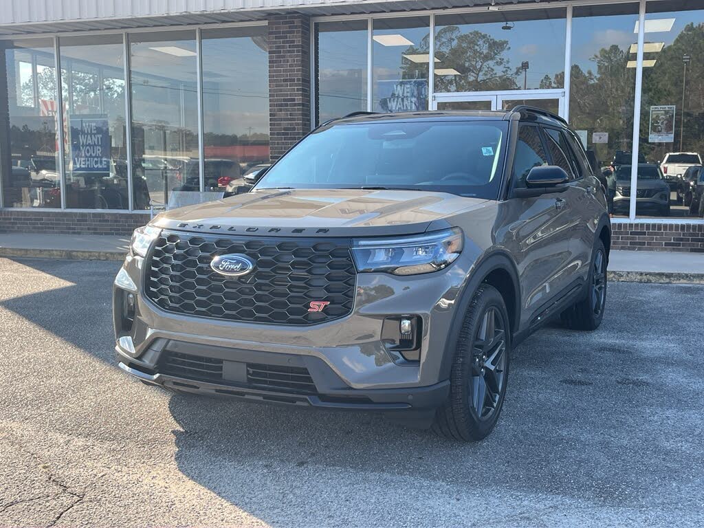 2026 Ford Explorer ST RWD