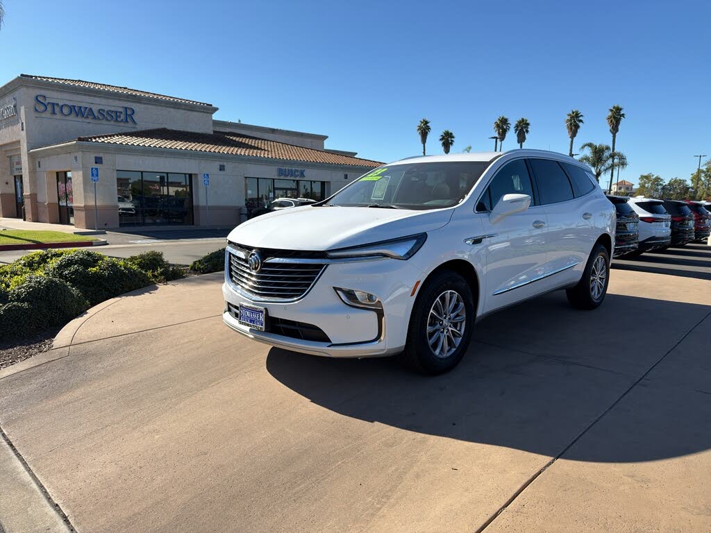 2023 Buick Enclave Essence FWD