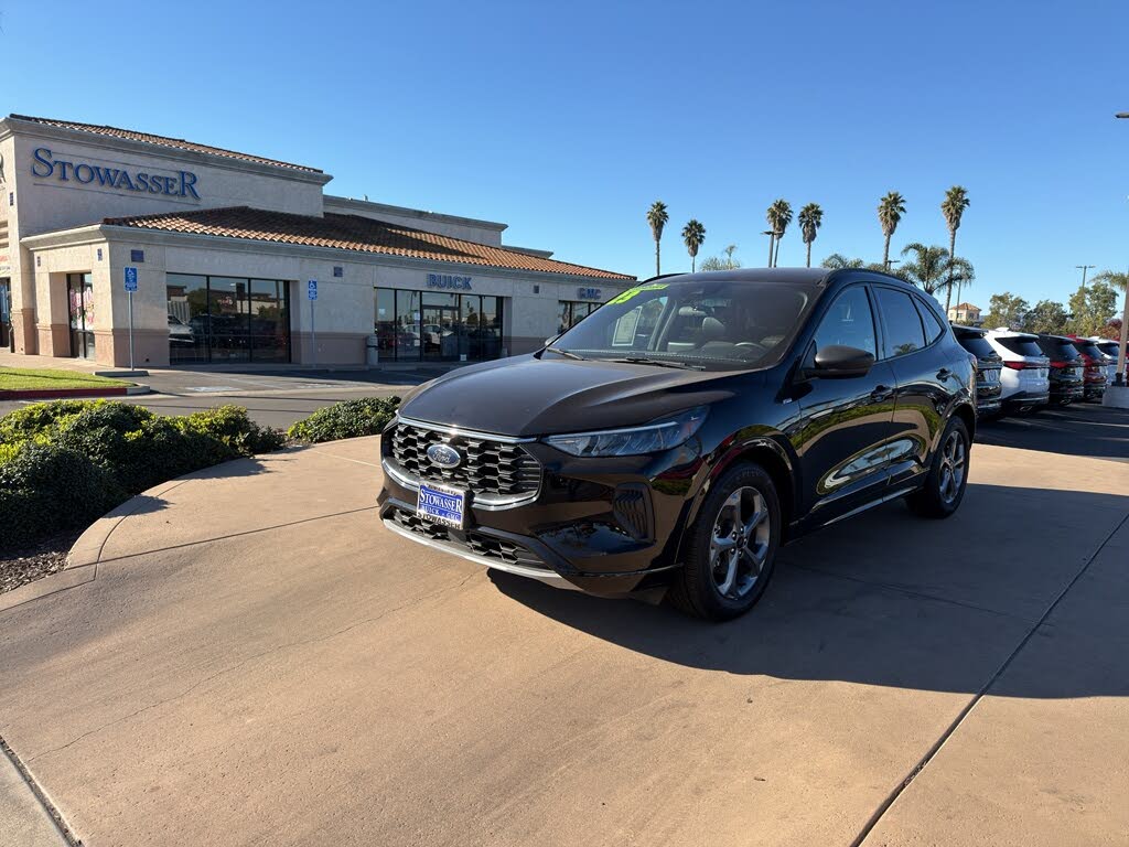2023 Ford Escape ST-Line FWD