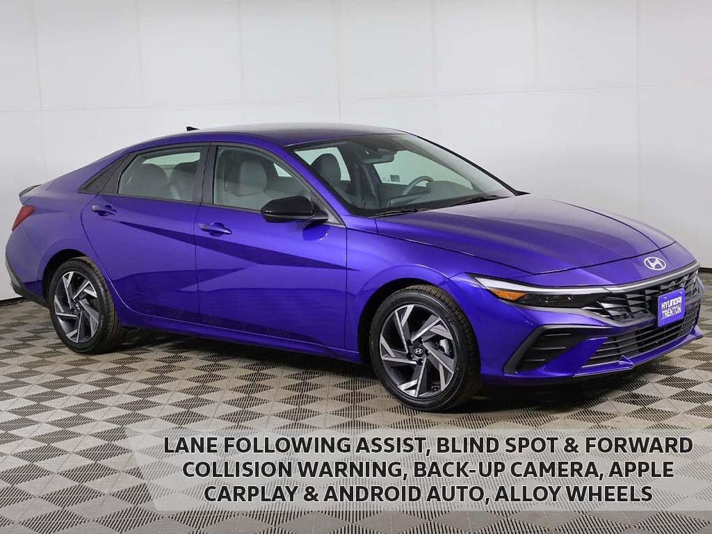 2025 Hyundai Elantra SEL Sport FWD