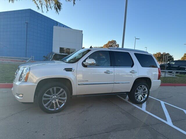 2013 Cadillac Escalade Platinum 4WD