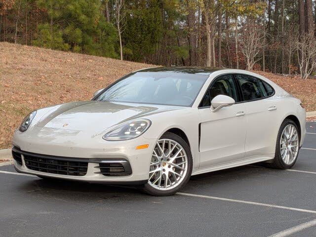 2017 Porsche Panamera 4S