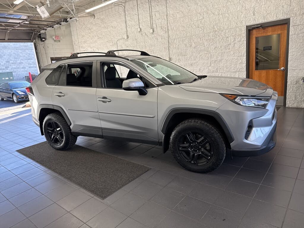 2021 Toyota RAV4 XLE AWD