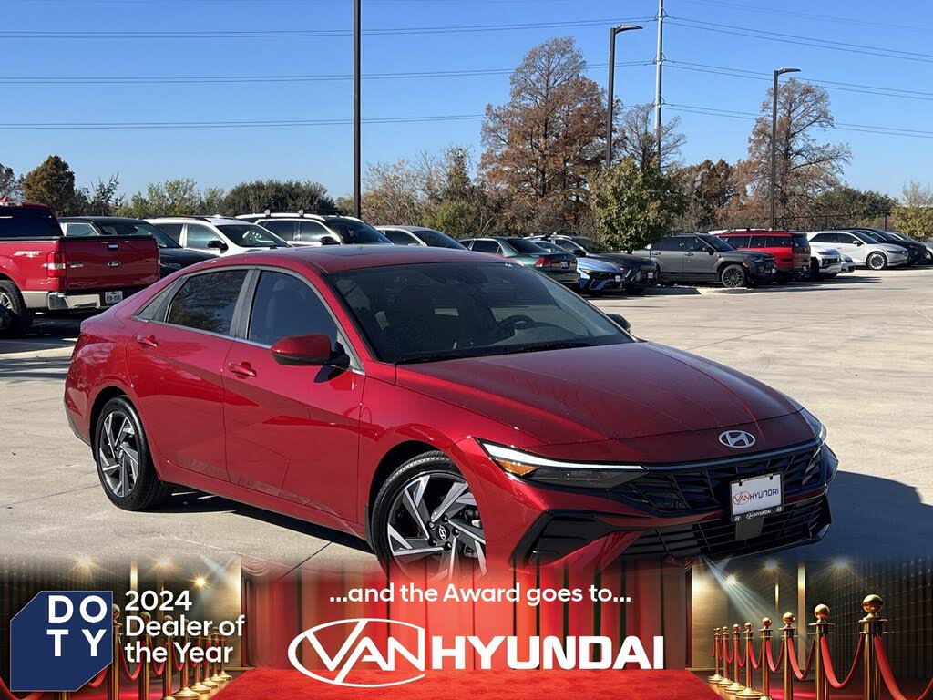 2025 Hyundai Elantra SEL Convenience FWD