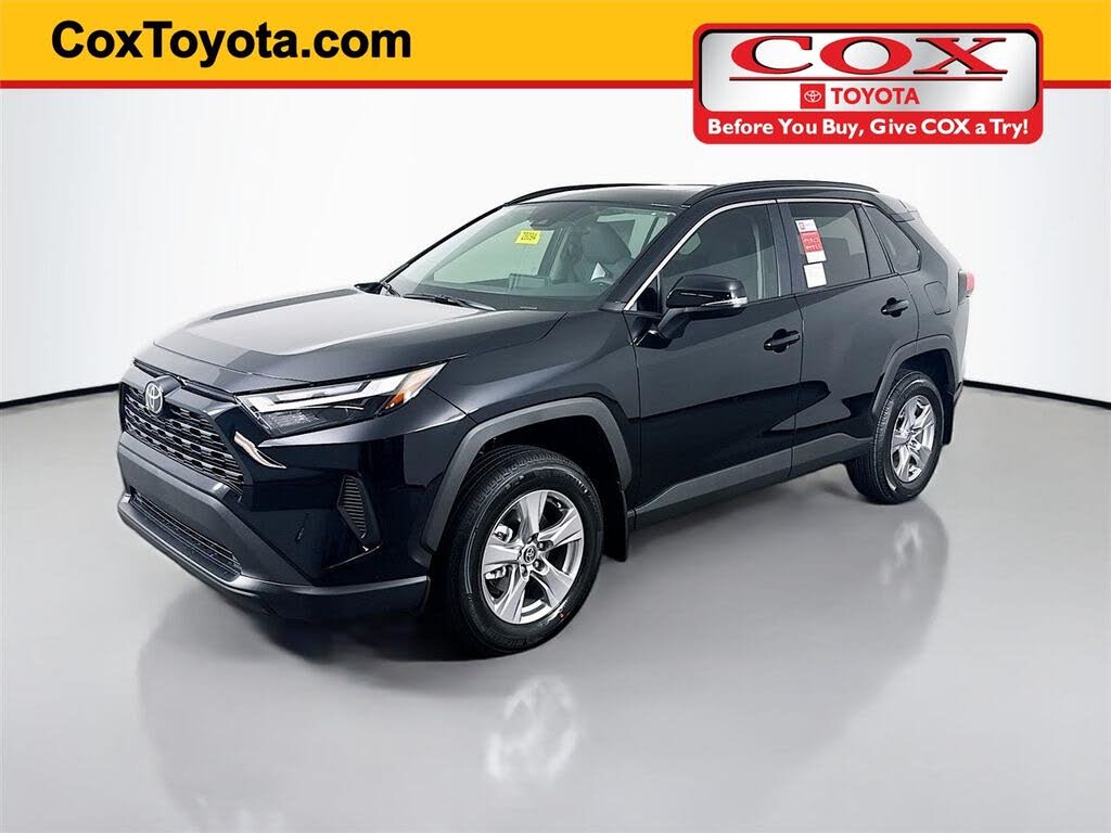 2025 Toyota RAV4 XLE AWD