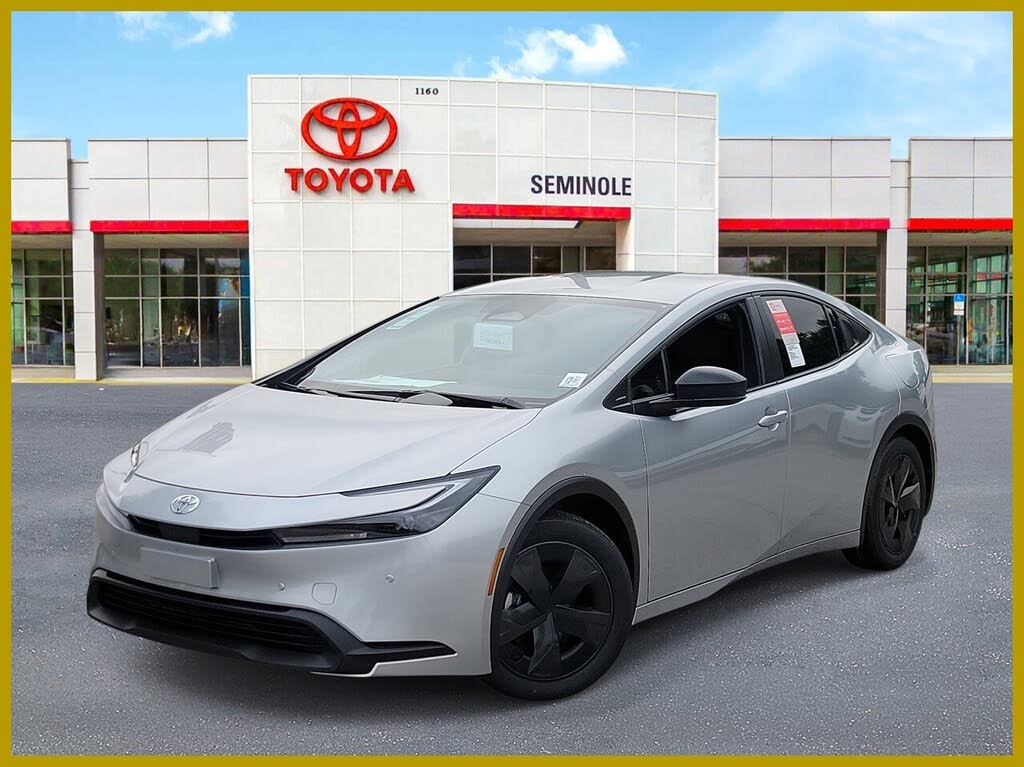 2026 Toyota Prius LE FWD