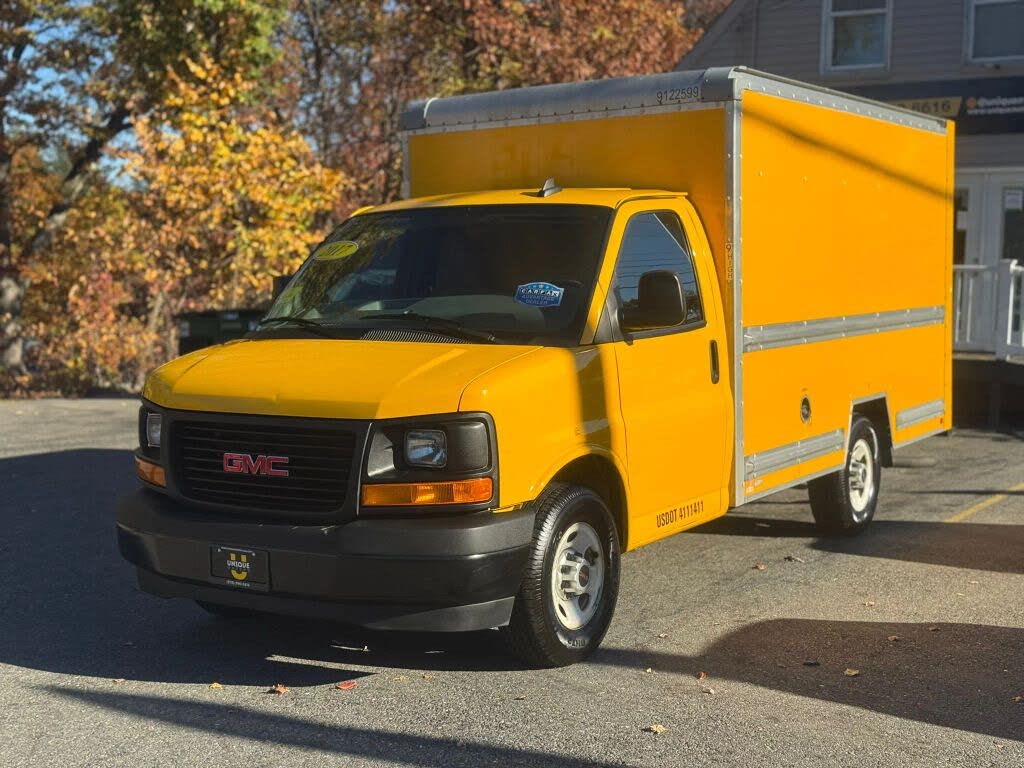 2017 GMC Savana Chassis 3500 139 Cutaway RWD