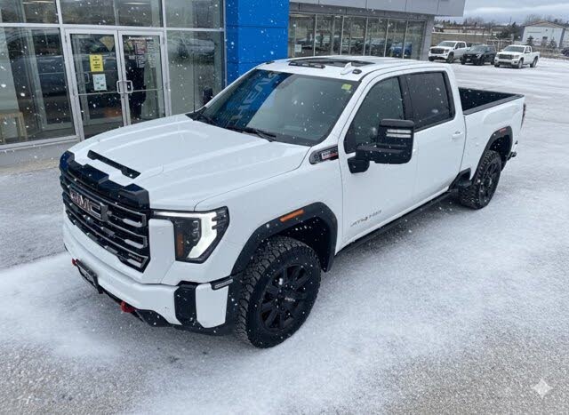 2025 GMC Sierra 2500HD AT4 Crew Cab 4WD