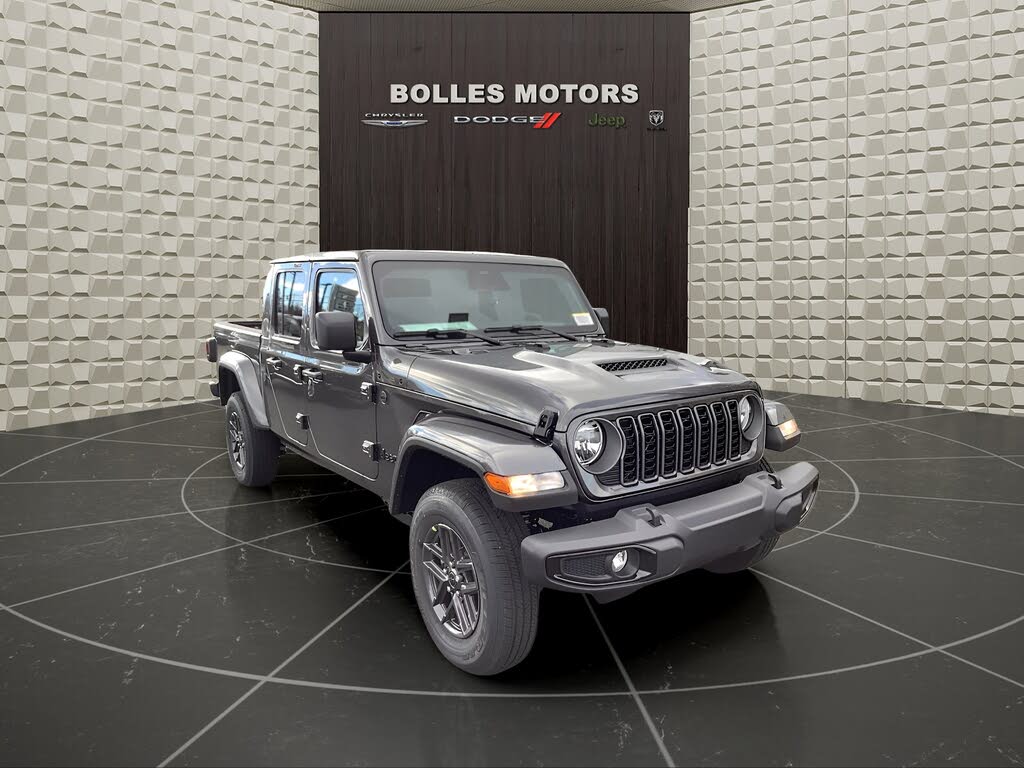 2026 Jeep Gladiator Sport S Crew Cab 4WD