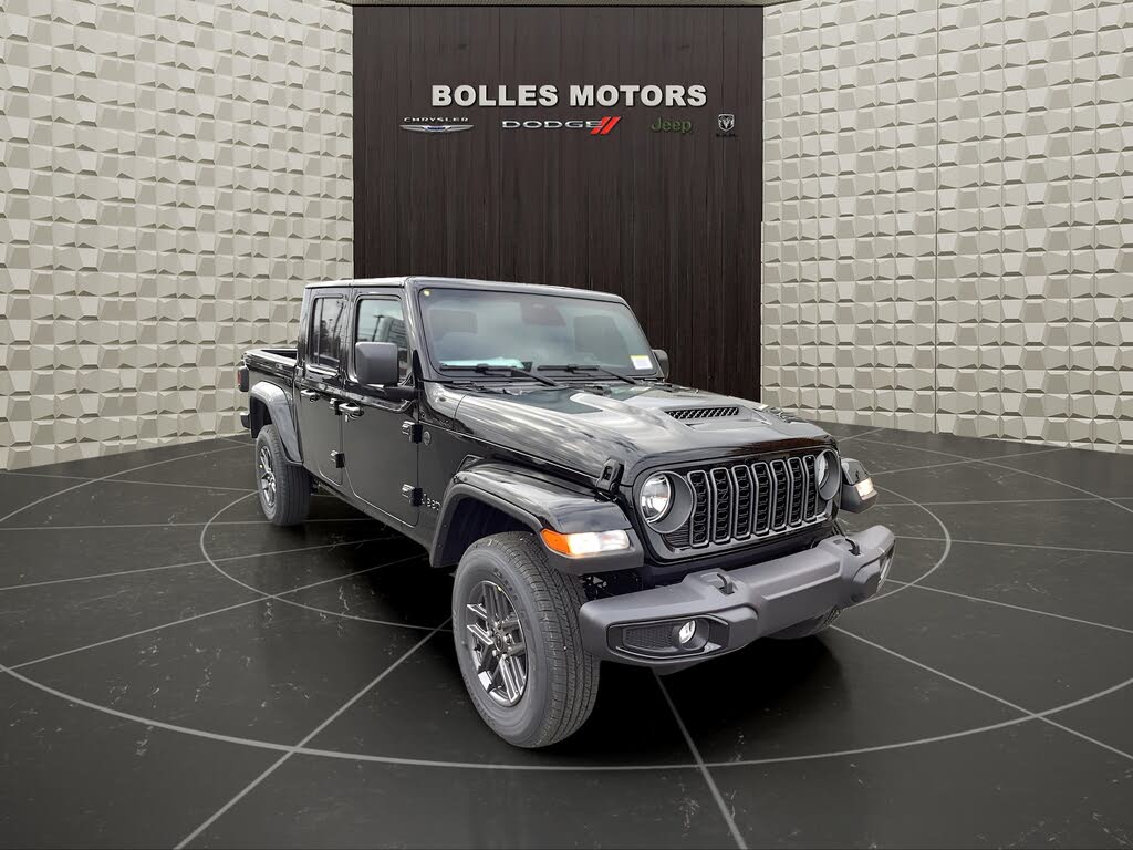 2026 Jeep Gladiator Sport S Crew Cab 4WD
