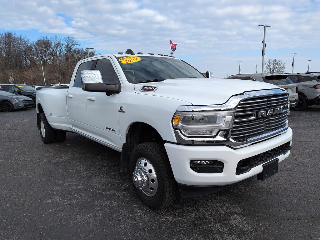 2024 RAM 3500 Laramie Crew Cab LB DRW 4WD