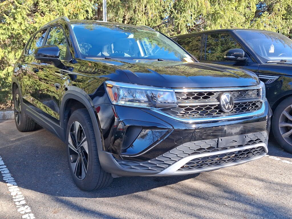 2024 Volkswagen Taos SE 4Motion