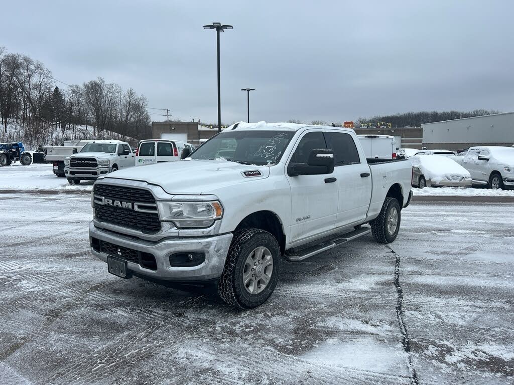 2024 RAM 2500 Big Horn Crew Cab 4WD
