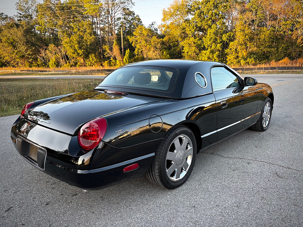 2002 Ford Thunderbird Deluxe RWD