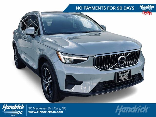 2025 Volvo XC40 B5 Core Bright Theme AWD