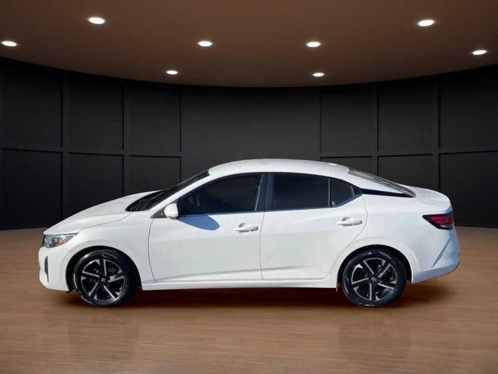 Nissan Sentra SV FWD 2024