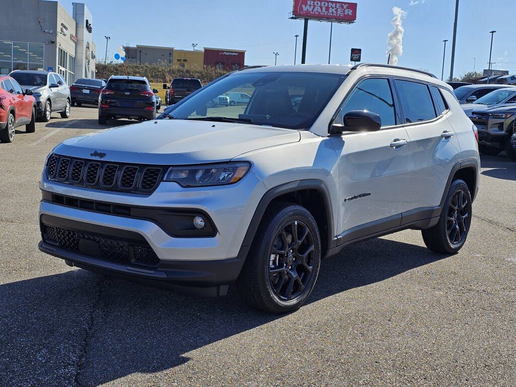2026 Jeep Compass Latitude Altitude 4WD
