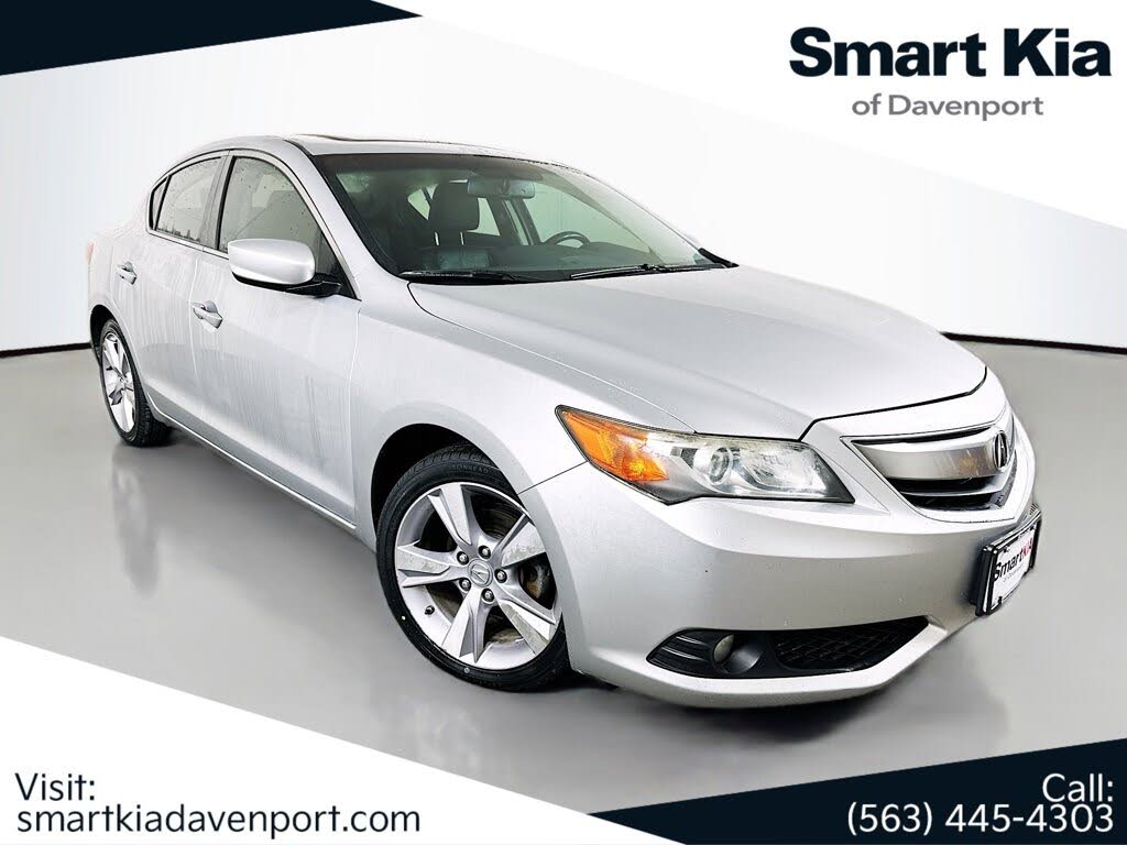 2013 Acura ILX 2.0L FWD with Technology Package