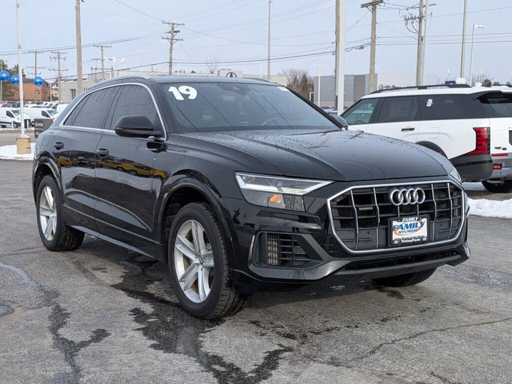 2019 Audi Q8 quattro Premium 55 TFSI