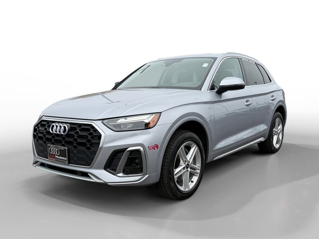 2023 Audi Q5 Hybrid Plug-in e quattro Premium S Line AWD