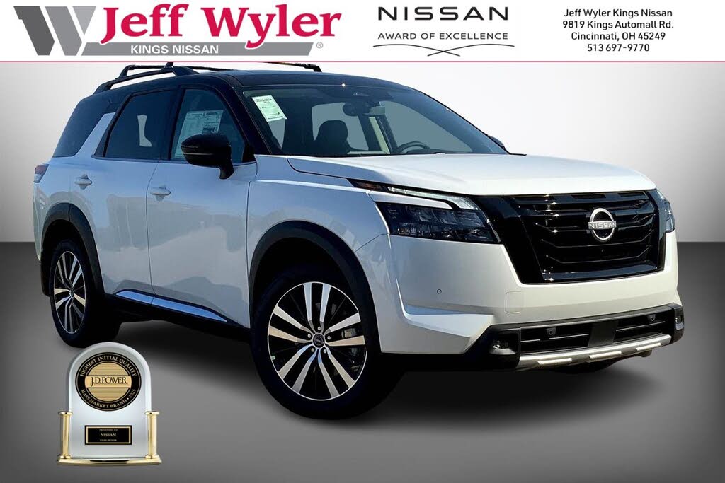 2025 Nissan Pathfinder Platinum 4WD