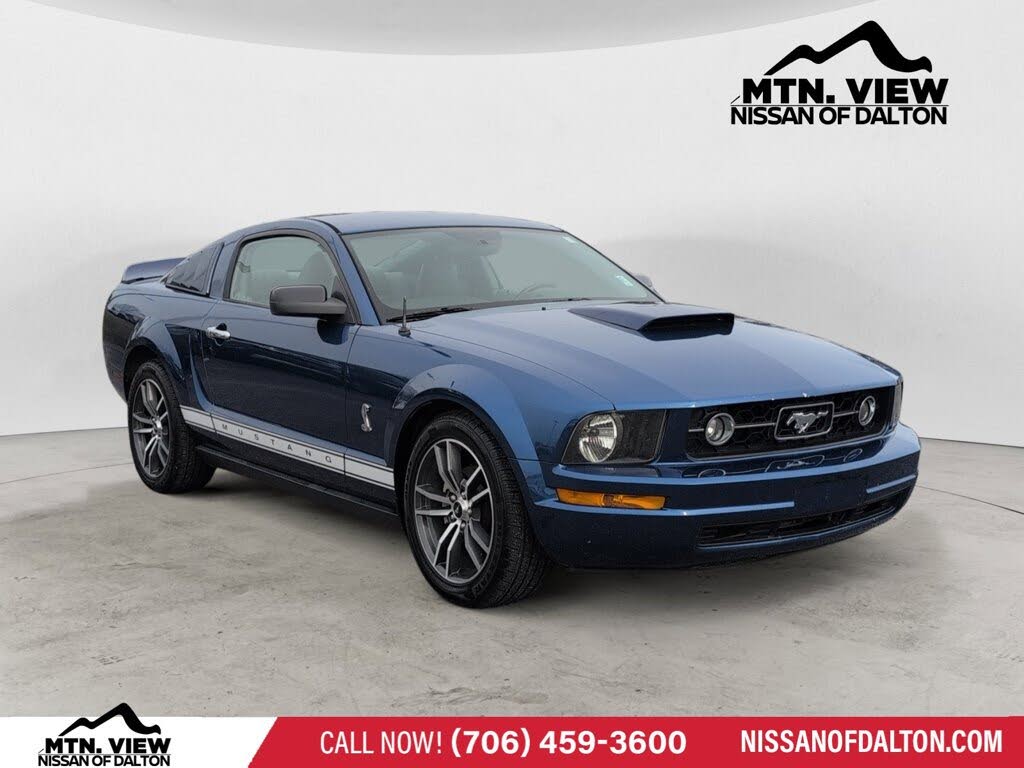 2007 Ford Mustang V6 Deluxe Coupe RWD