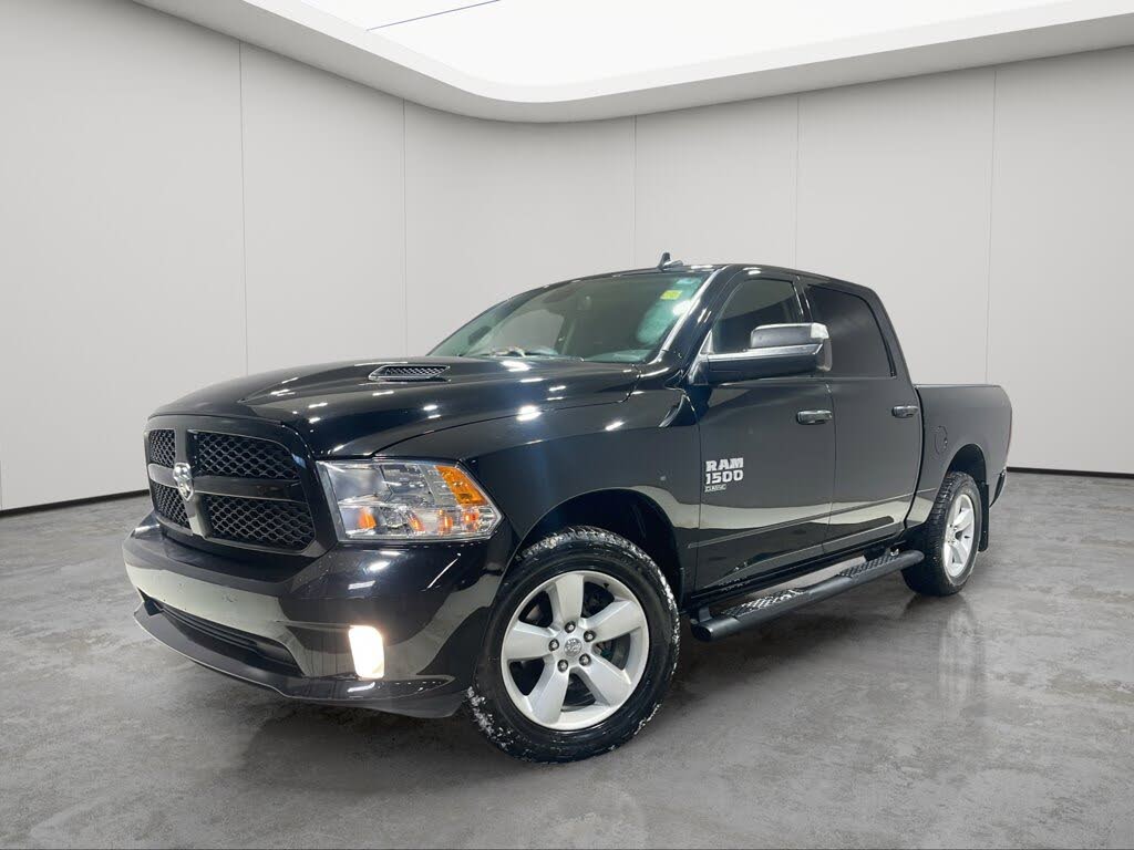 2022 RAM 1500 Classic Express Crew Cab 4WD