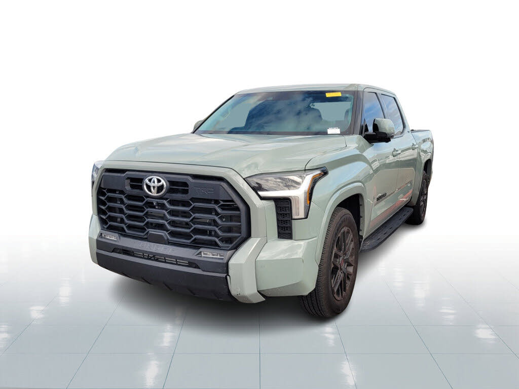 2022 Toyota Tundra SR5 CrewMax Cab RWD