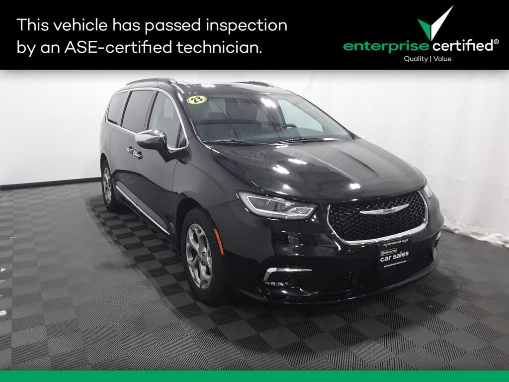 2023 Chrysler Pacifica Limited FWD