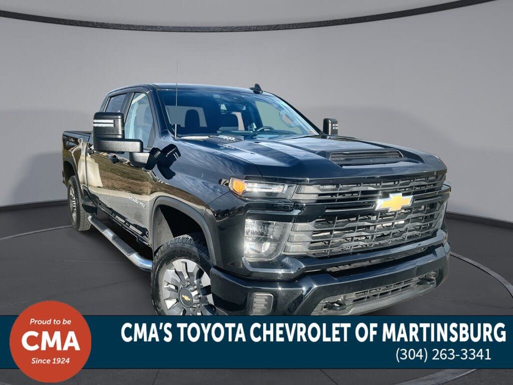 2024 Chevrolet Silverado 2500HD Custom Crew Cab 4WD