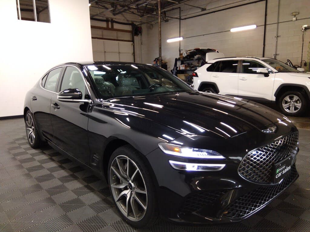 2024 Genesis G70 2.5T Standard RWD